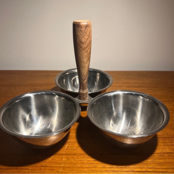 Vintage 18-8 Stainless Steel 3 Bowl mcm Condiment Serving Trio Wood Handle - Picture 4 of 9